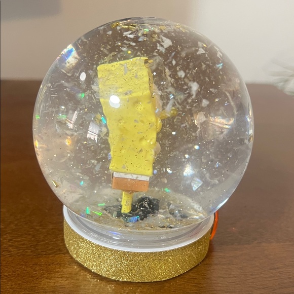 SPONGEBOB SQUARE PANTS Snow Globe - Picture 4 of 17